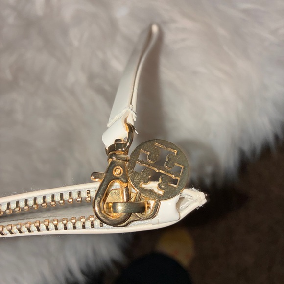 Tory Burch White Laser Cutout Lace Makeup, Wristlet Bag, Clutch Pouch - Picture 2 of 5